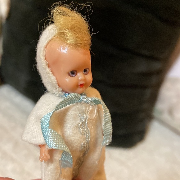 Miniature vintage baby doll - Picture 2 of 4
